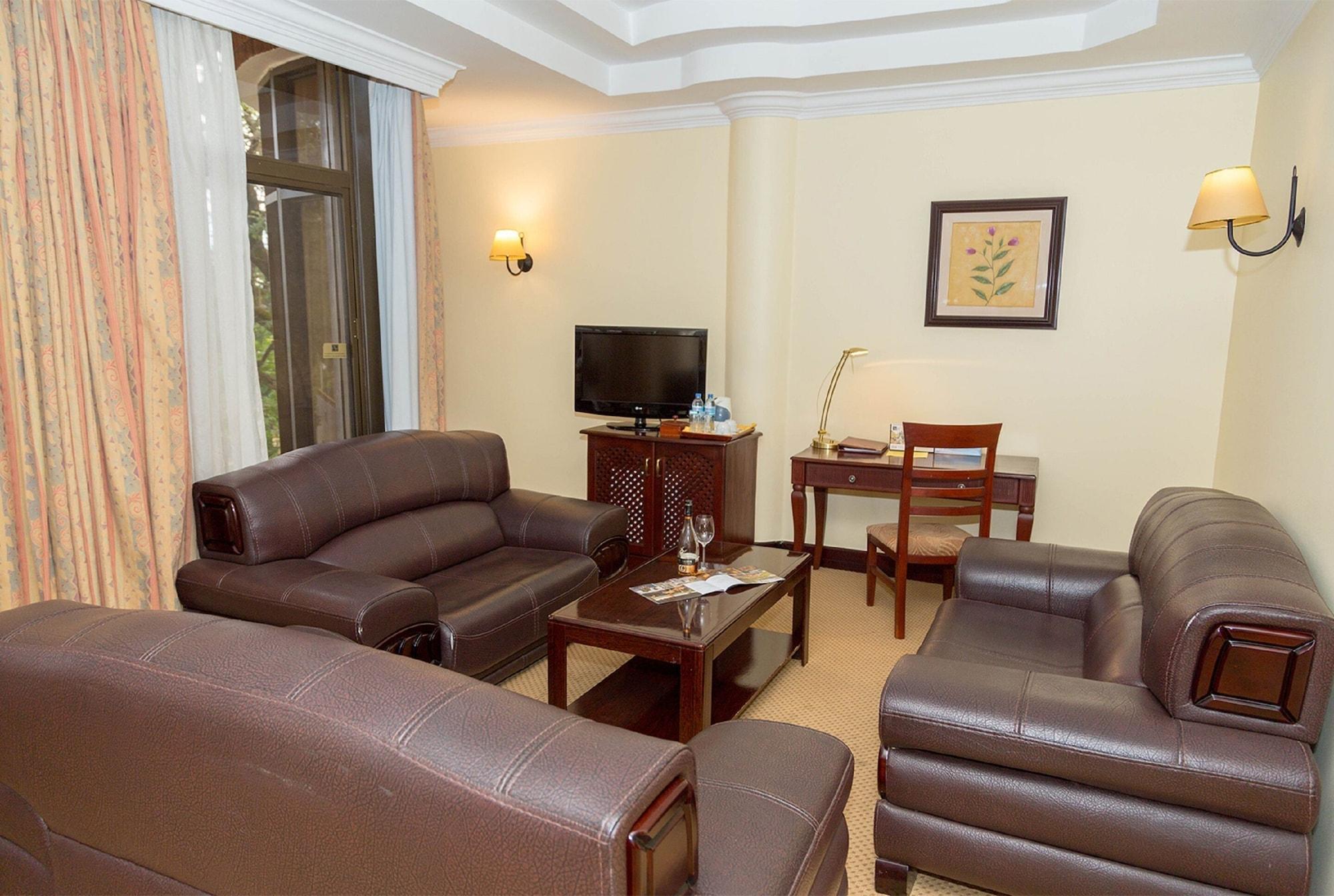 Kibo Palace Hotel Arusha Exteriör bild