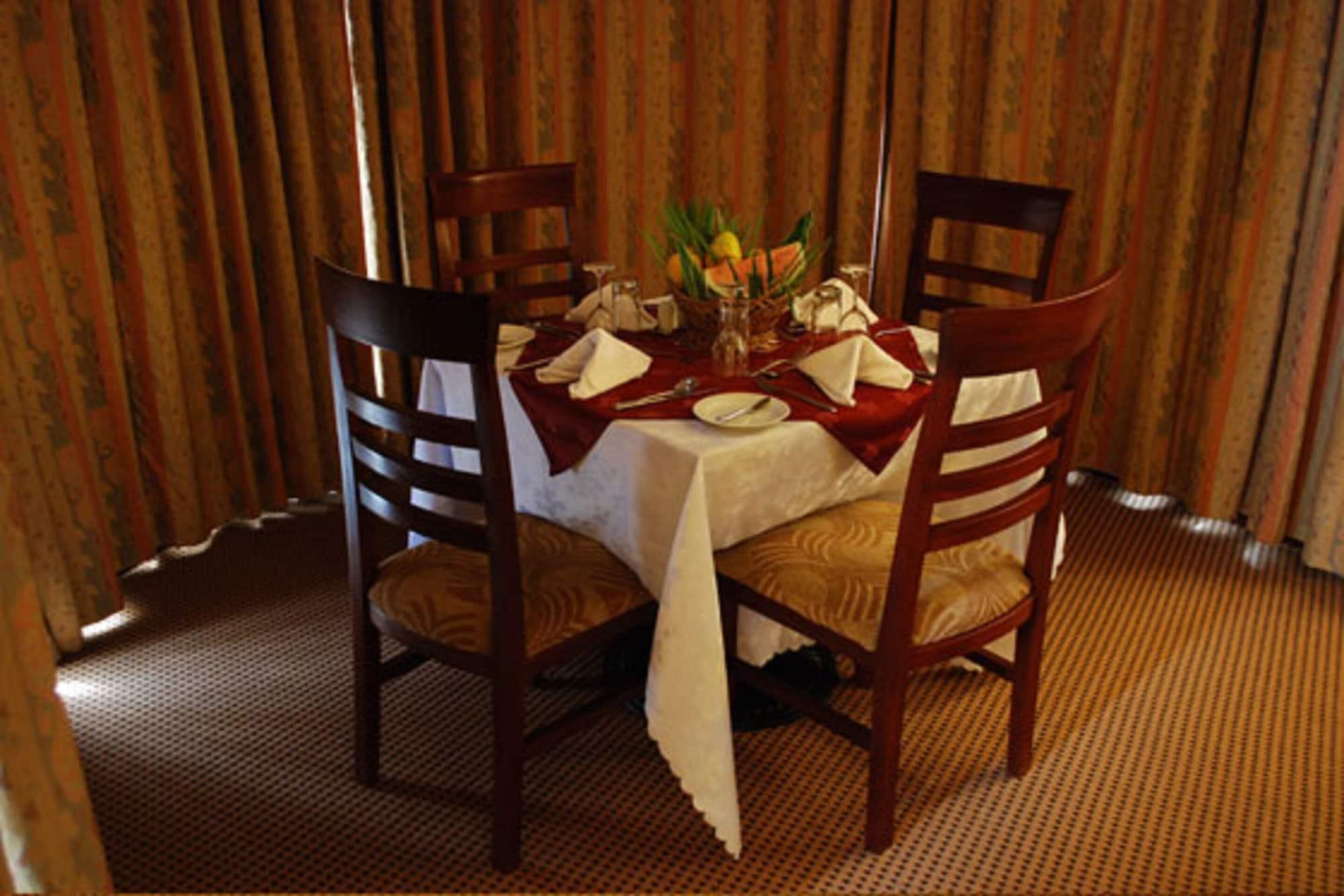 Kibo Palace Hotel Arusha Exteriör bild